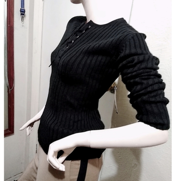 Lond sleeve Sweater by Lennie lny new York (c1) - Picture 2 of 4